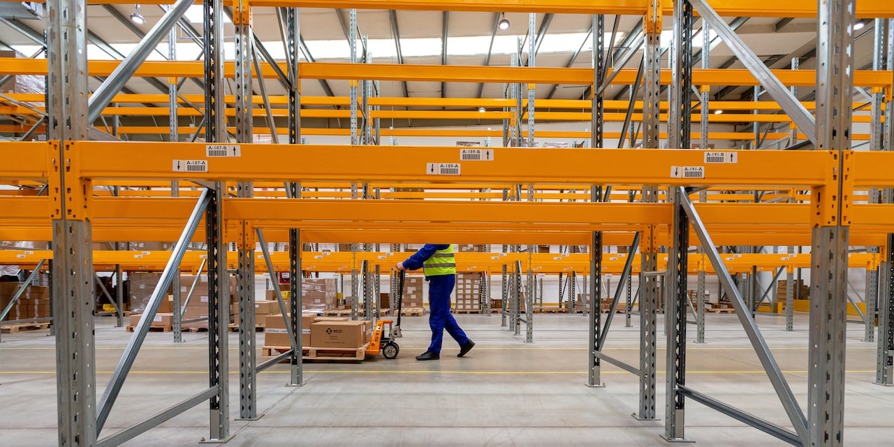 Fulfillment centers locations - how to choose the right one?